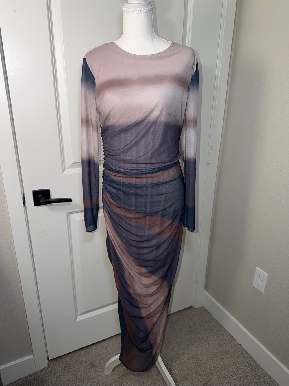 Long Sleeve Ombre Mesh Ruched Maxi Dress - Taupe & Navy